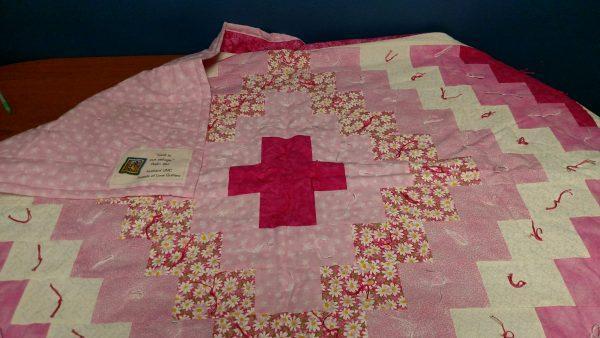 W094 pink quilt